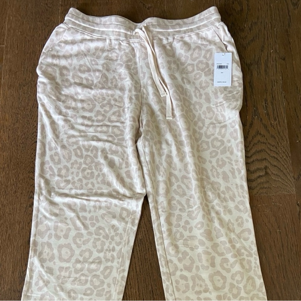 Splendid Cream Leopard Print Pants